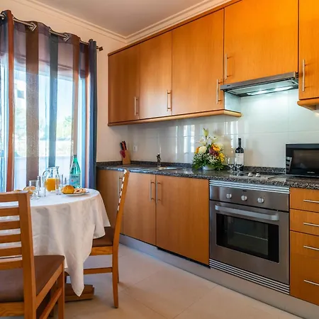 Turisticos Monte Da Vinha Ii Aparthotel 3*