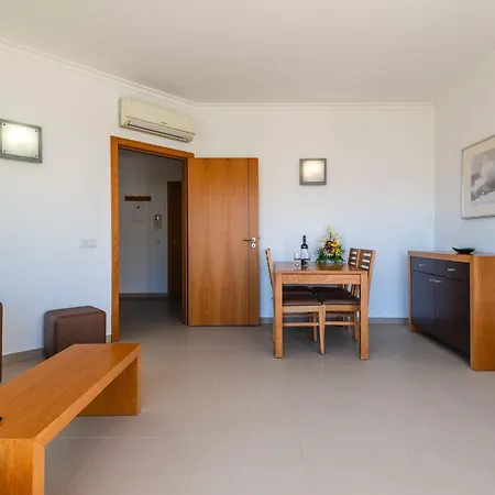 Turisticos Monte Da Vinha Ii 3* 阿尔布费拉