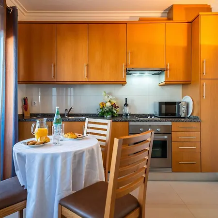 Turisticos Monte Da Vinha Ii 3* 阿尔布费拉