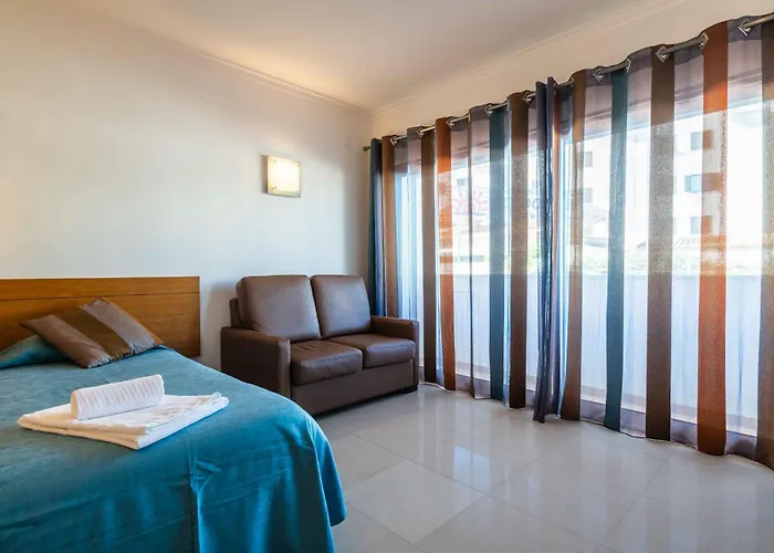 Turisticos Monte Da Vinha Ii 3*