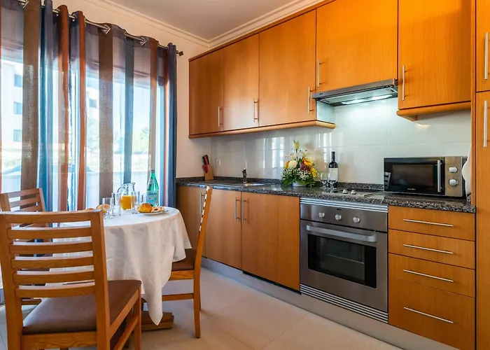 Turisticos Monte Da Vinha Ii Apart Otel 3*